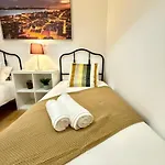 Apartman Em *