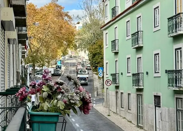 Em * Lisboa